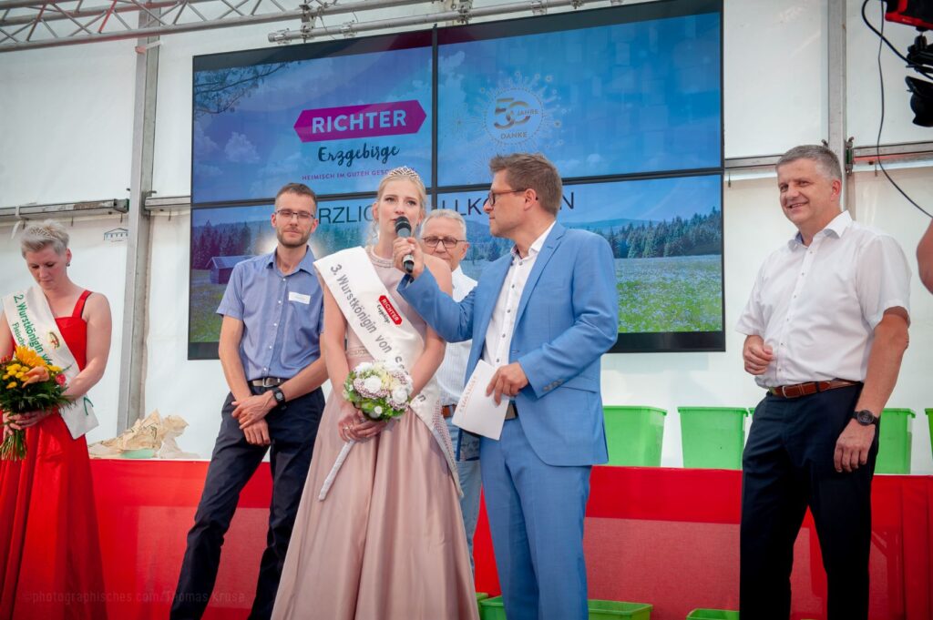 moderation-gerd-edler-fleischwaren-richter-oederan-mitarbeiterfest